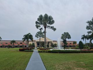 9851 E Sandalfoot Boulevard 219, Boca Raton, FL 33428