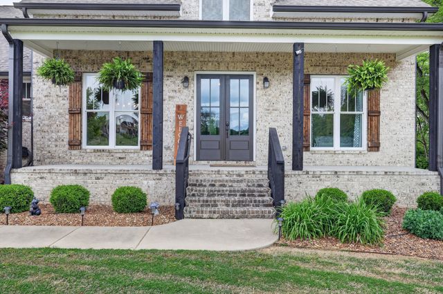 923 Dobbins Pike, Gallatin, TN 37066