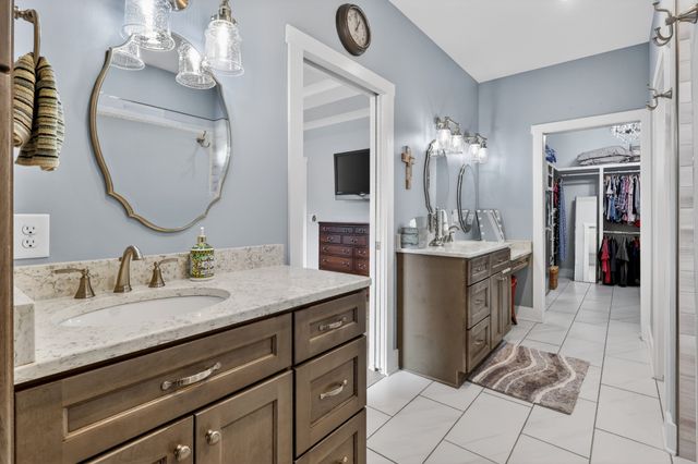 923 Dobbins Pike, Gallatin, TN 37066