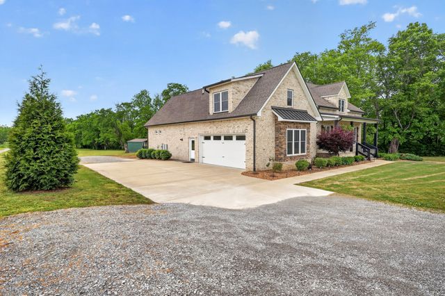 923 Dobbins Pike, Gallatin, TN 37066