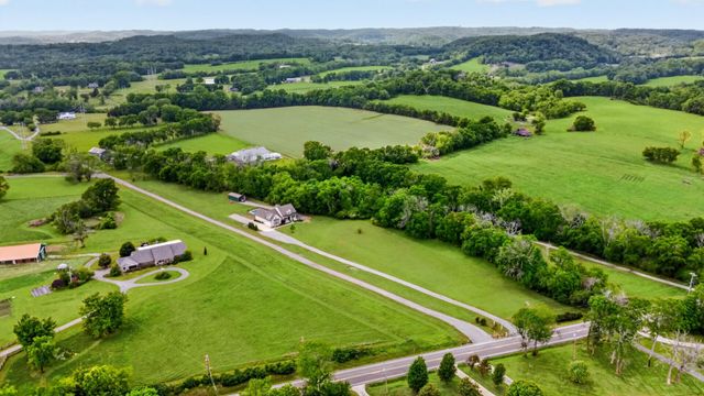 923 Dobbins Pike, Gallatin, TN 37066