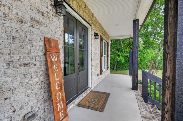 923 Dobbins Pike, Gallatin, TN 37066