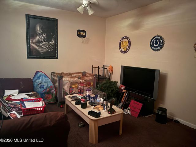 707 Hillmont Drive, Jackson, MS 39209