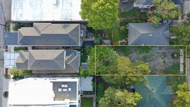 907 Welch Street, Houston, TX 77006