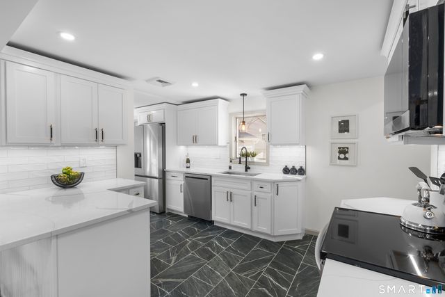 143 Sawyer Road, Fairfield, CT 06824