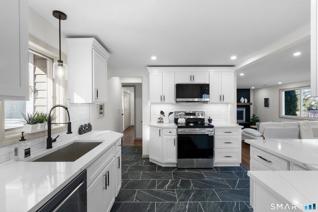 143 Sawyer Road, Fairfield, CT 06824