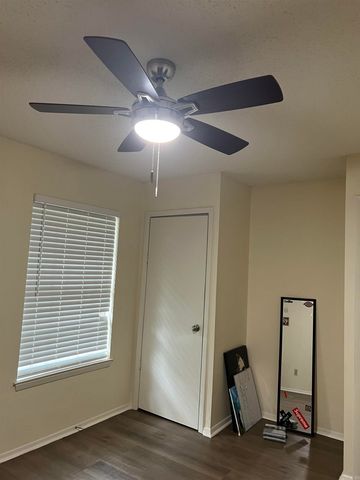 219 Lonsdale Circle, Jacksonville, AR 72076