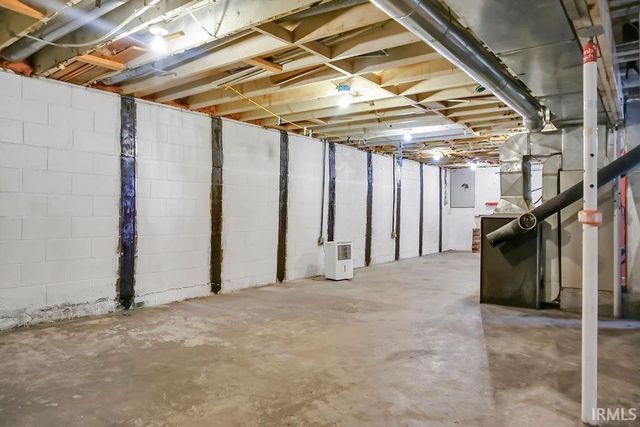 5151 S Harmony Road, Bloomington, IN 47403