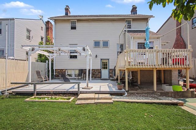 127 Wickes Avenue, Yonkers, NY 10701