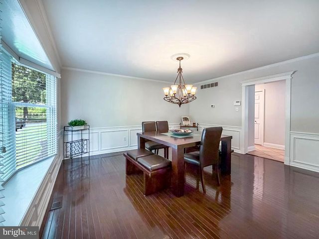 1347 HELLER DR, Yardley, PA 19067