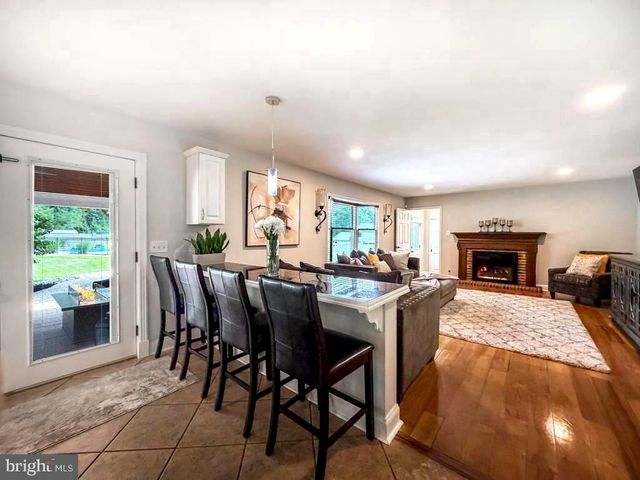 1347 HELLER DR, Yardley, PA 19067