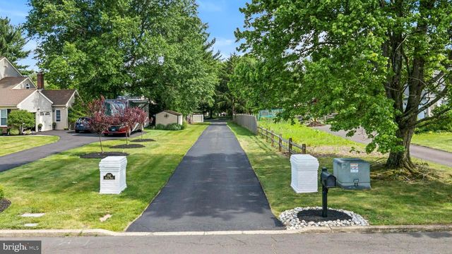 1347 HELLER DR, Yardley, PA 19067