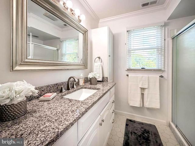 1347 HELLER DR, Yardley, PA 19067