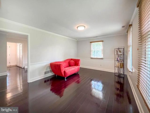 1347 HELLER DR, Yardley, PA 19067