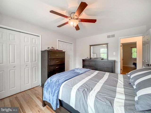 1347 HELLER DR, Yardley, PA 19067