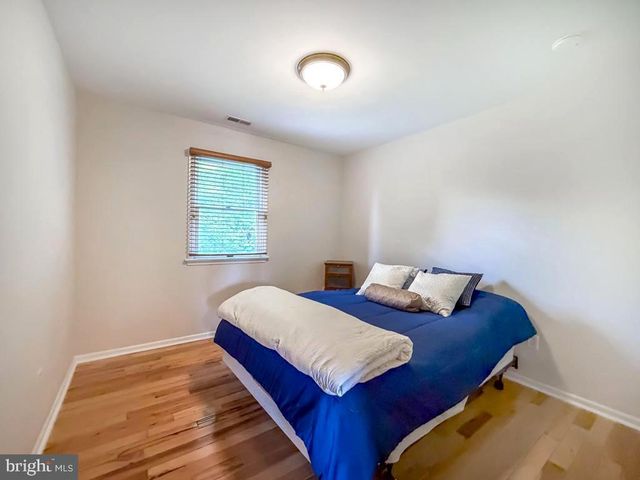 1347 HELLER DR, Yardley, PA 19067