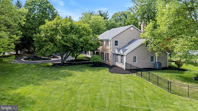 1347 HELLER DR, Yardley, PA 19067