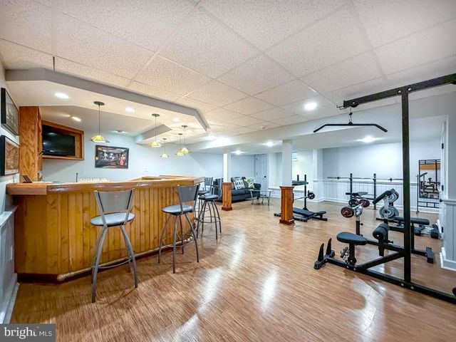 1347 HELLER DR, Yardley, PA 19067