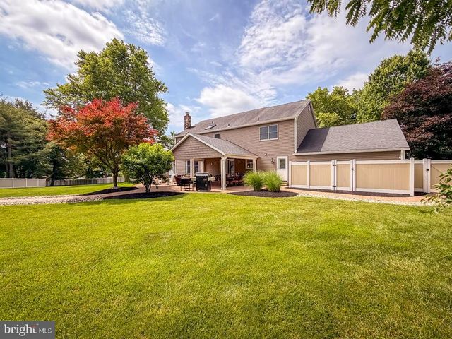 1347 HELLER DR, Yardley, PA 19067
