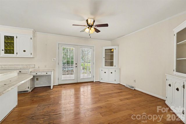 100 Kenwood Lane, Lexington, NC 27295