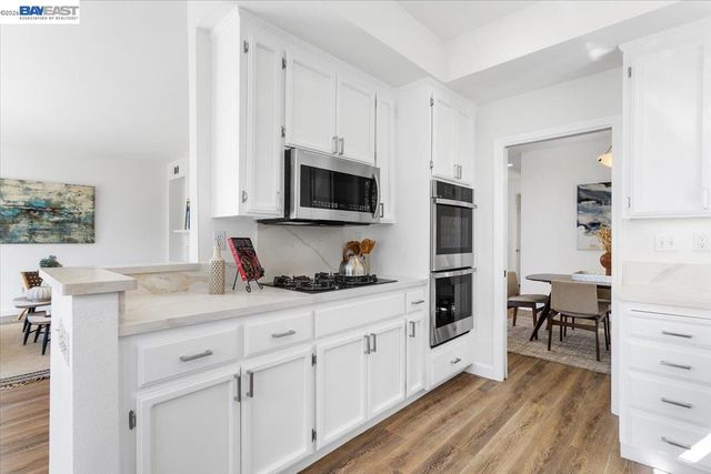 7900 Pineville Cir, Castro Valley, CA 94552