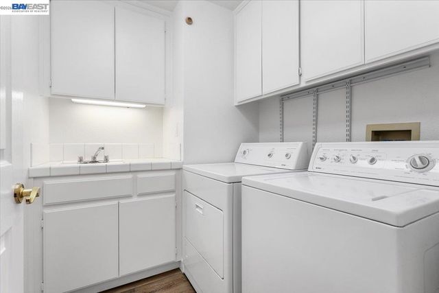 7900 Pineville Cir, Castro Valley, CA 94552