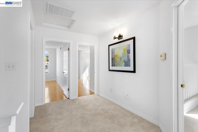 7900 Pineville Cir, Castro Valley, CA 94552