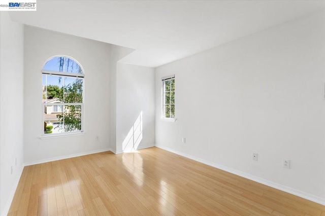 7900 Pineville Cir, Castro Valley, CA 94552