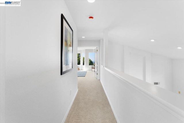 7900 Pineville Cir, Castro Valley, CA 94552