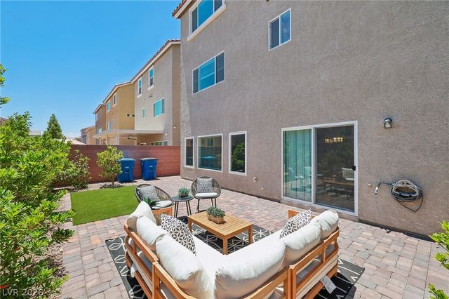 7766 Pacific Dunes Street, Las Vegas, NV 89139