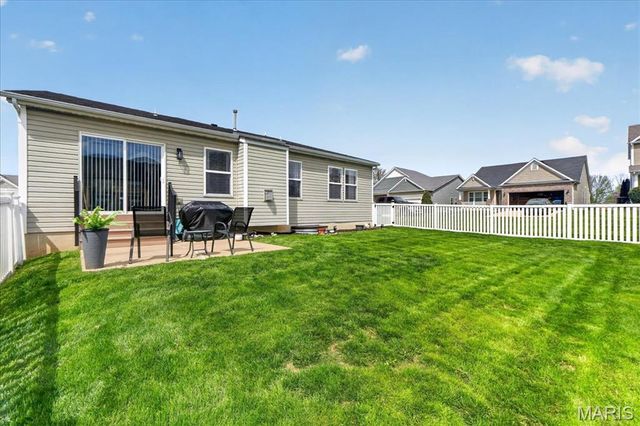 1714 Briarmanor Drive, Lake St Louis, MO 63367