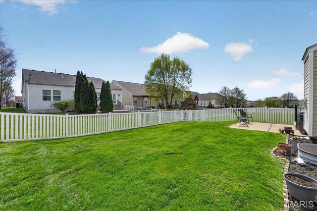 1714 Briarmanor Drive, Lake St Louis, MO 63367