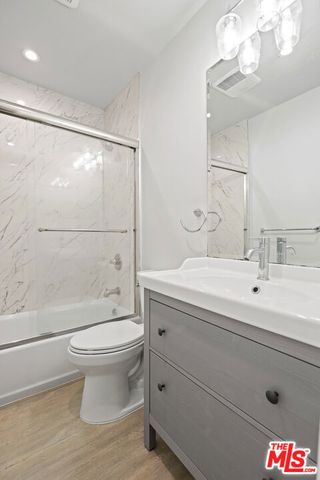 3314 S MENTONE Avenue 4, Los Angeles, CA 90034