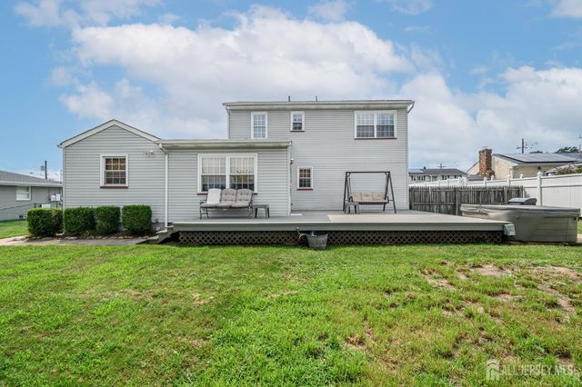 776 Harrell Avenue, Woodbridge Proper, NJ 07095
