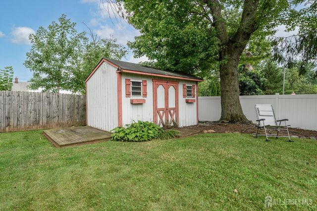 776 Harrell Avenue, Woodbridge Proper, NJ 07095