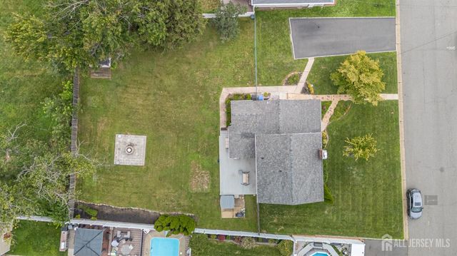 776 Harrell Avenue, Woodbridge Proper, NJ 07095