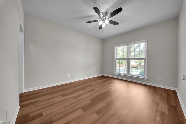 329 Herman Melville AVE, Newport News, VA 23606