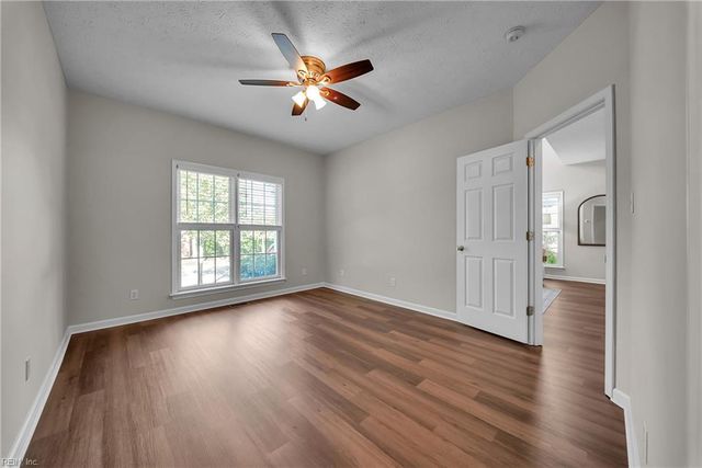 329 Herman Melville AVE, Newport News, VA 23606