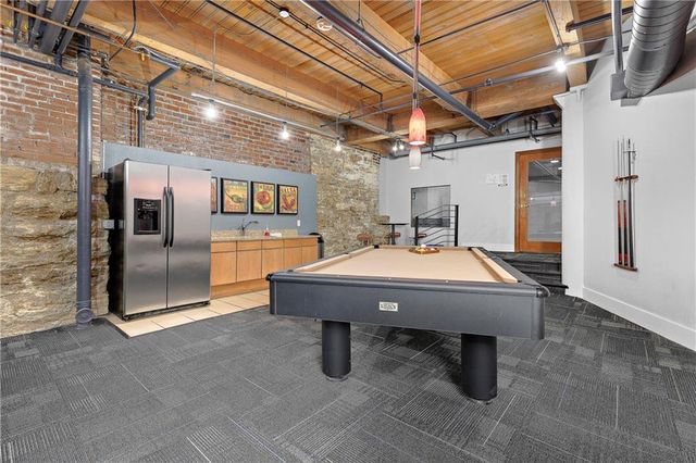308 W 8th Street 304, Kansas City, MO 64105