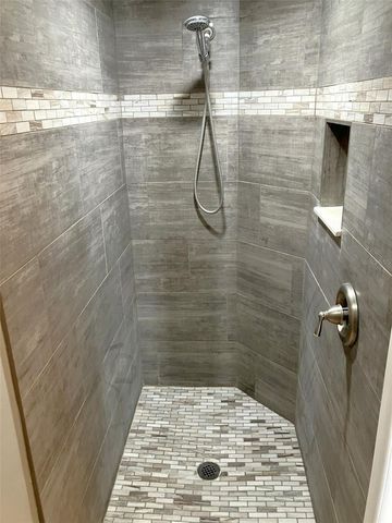 1988 GEORGIA CIRCLE S, Clearwater, FL 33760