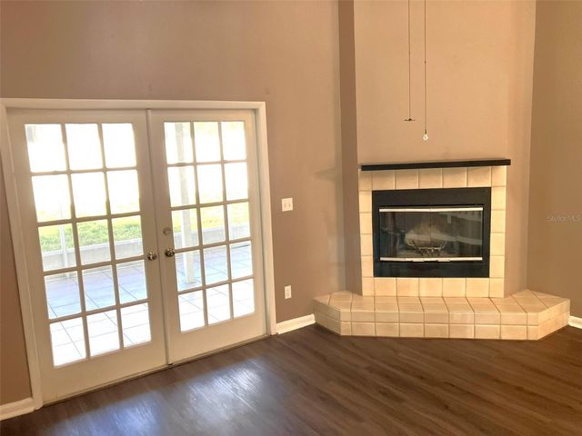 1988 GEORGIA CIRCLE S, Clearwater, FL 33760