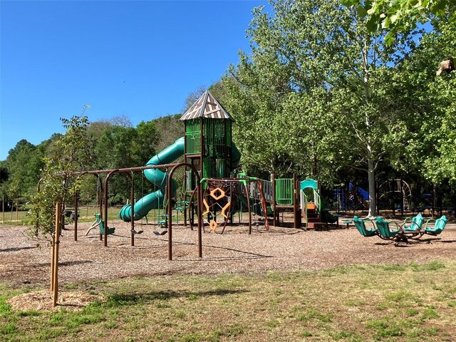 1988 GEORGIA CIRCLE S, Clearwater, FL 33760