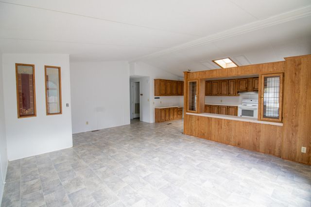 629 Frederick Court, Cave Junction, OR 97523