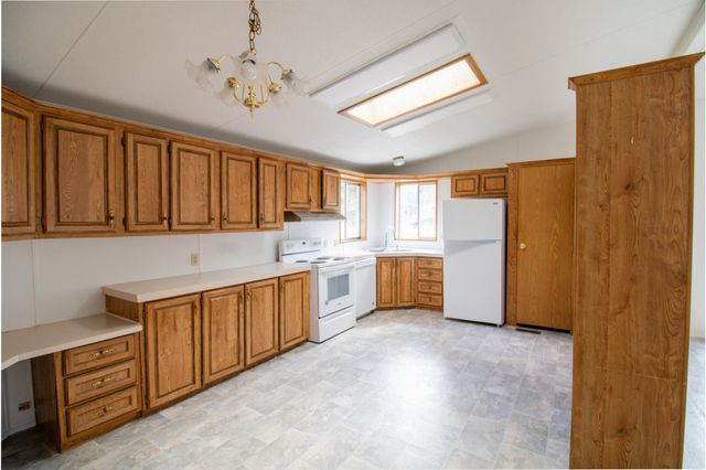 629 Frederick Court, Cave Junction, OR 97523