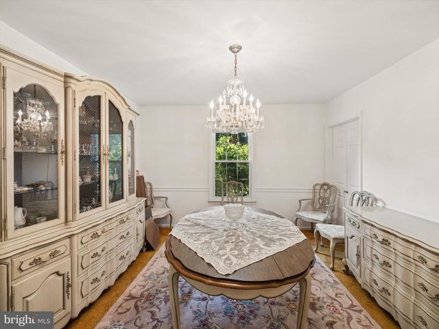710 WILLOWDALE LN, Kennett Square, PA 19348