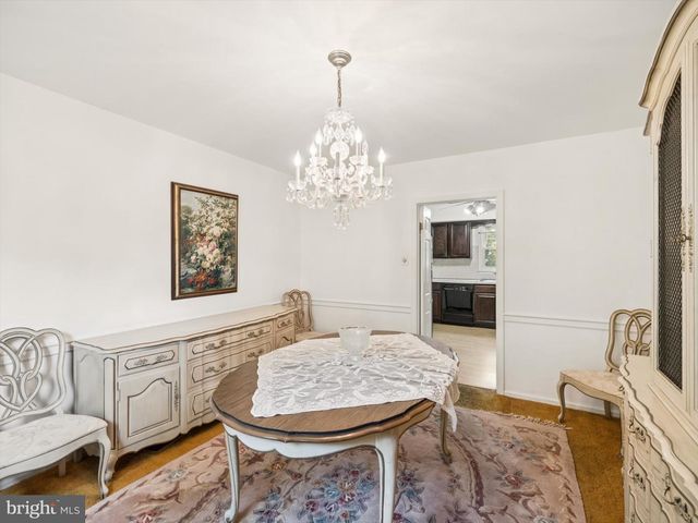710 WILLOWDALE LN, Kennett Square, PA 19348