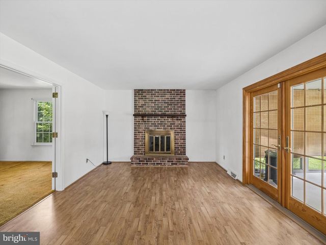 710 WILLOWDALE LN, Kennett Square, PA 19348