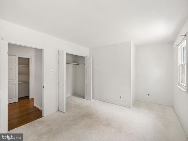 710 WILLOWDALE LN, Kennett Square, PA 19348