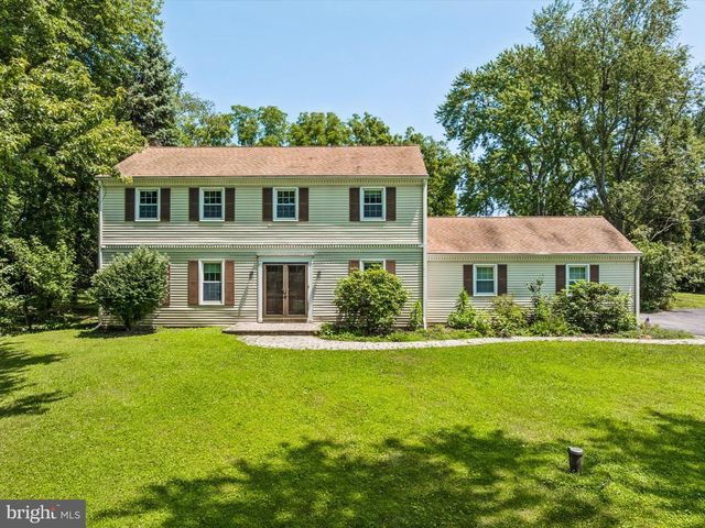 710 WILLOWDALE LN, Kennett Square, PA 19348