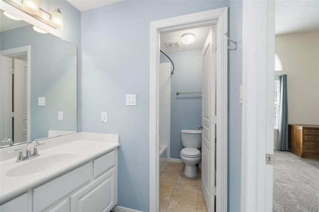 2632 Couch Street, Houston, TX 77008